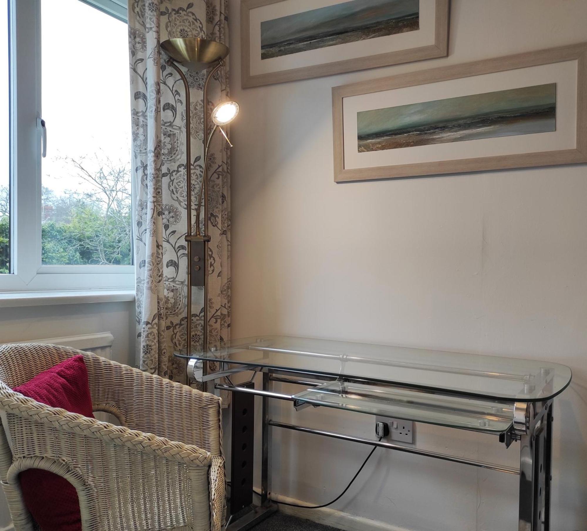 Villa Number 8 With Free Parking à Bury St. Edmunds Extérieur photo